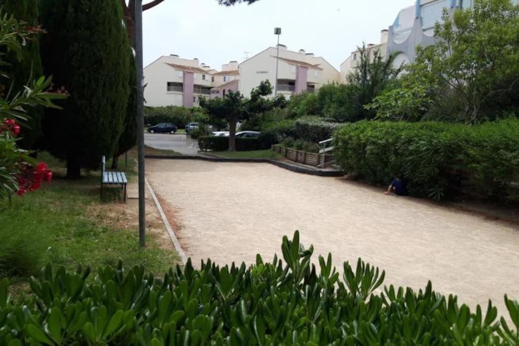 Appartement 2 Pieces + Cabine, 6 Couchages Le Grau-du-Roi Bagian luar foto