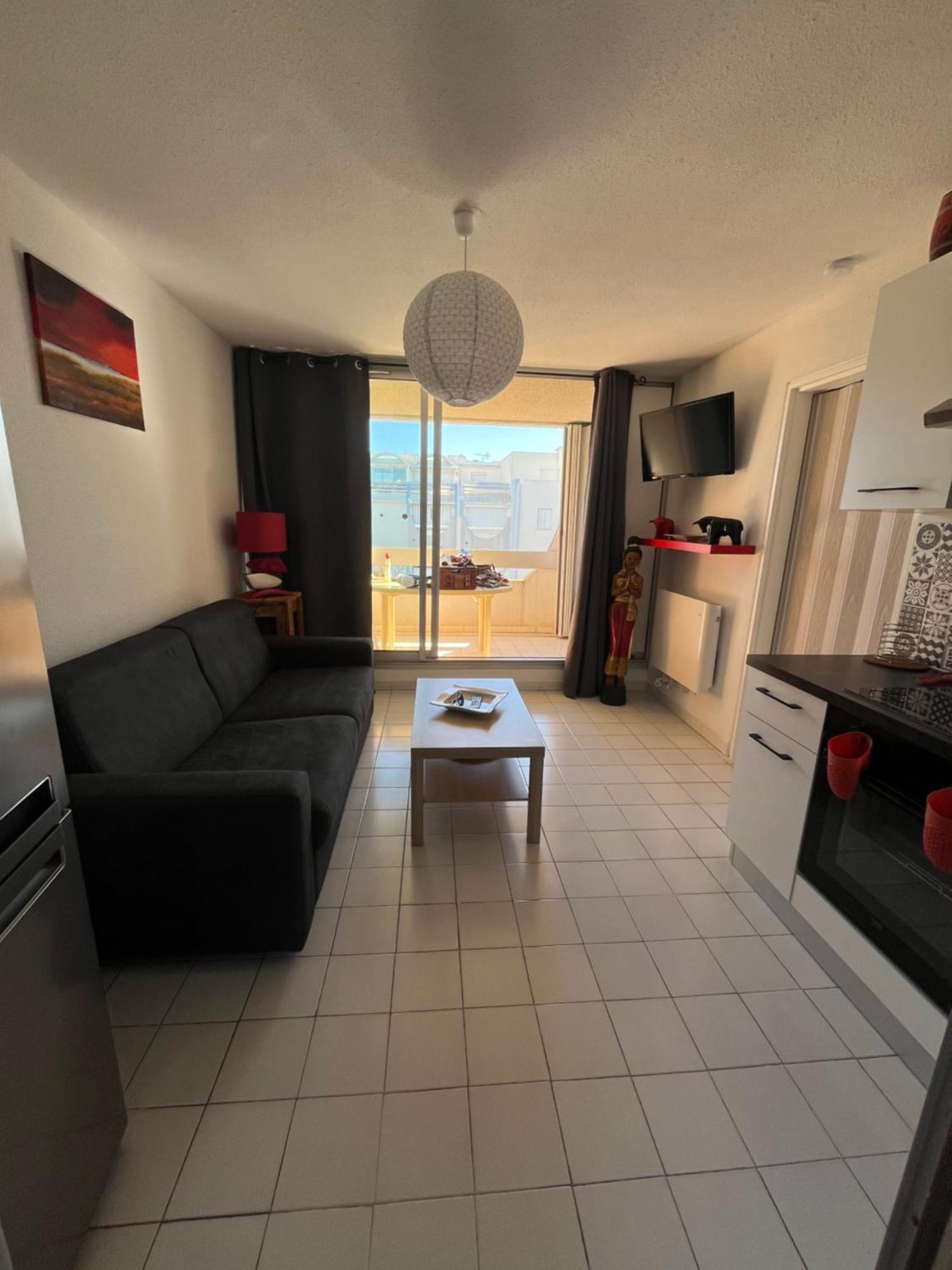Appartement 2 Pieces + Cabine, 6 Couchages Le Grau-du-Roi Bagian luar foto